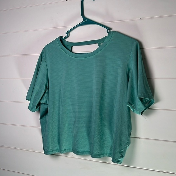 Fabletics large crop top teal color   A352 - Picture 1 of 3